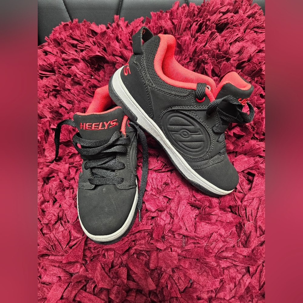 Heelys Kids Black and Red Shoes